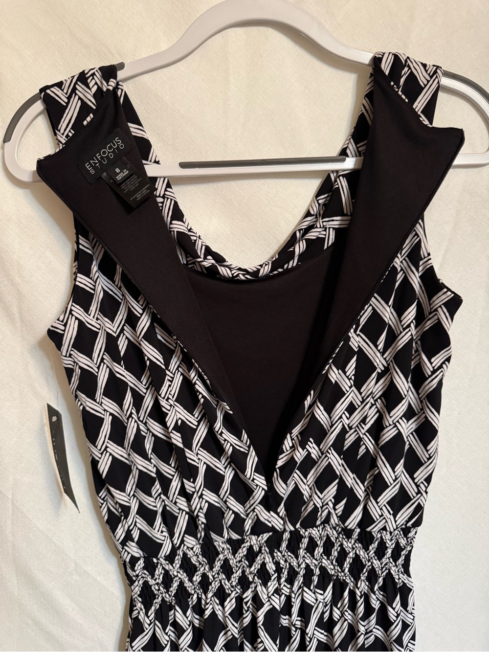 Black & White Geometric Sleeveless Jumpsuit NWT - Picture 11 of 15
